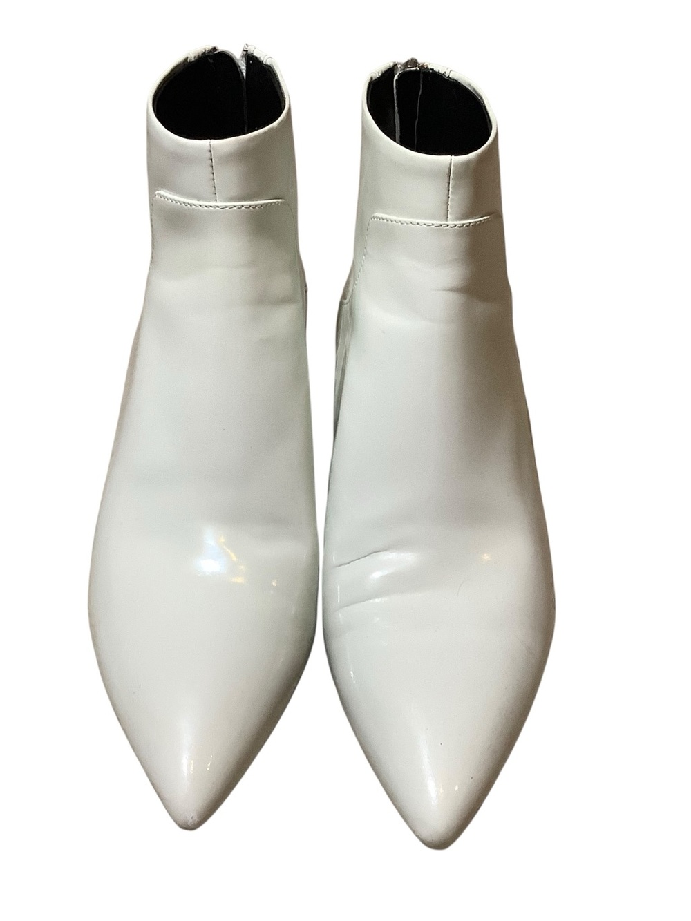 Via Spiga White Pointed Toe Ankle Booties